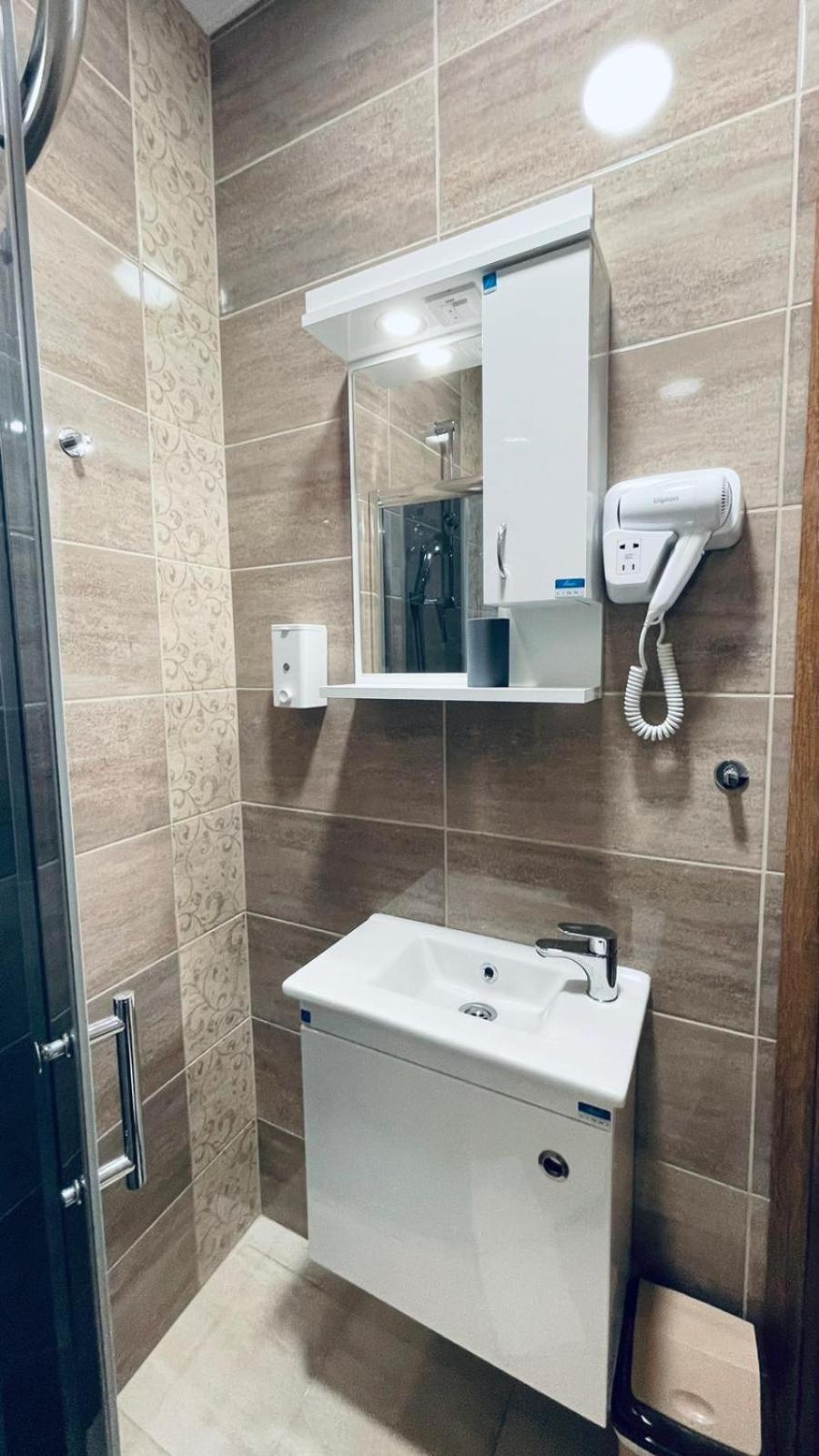 Kollar D Guest House - Prenociste Rooms Szabadka Kültér fotó